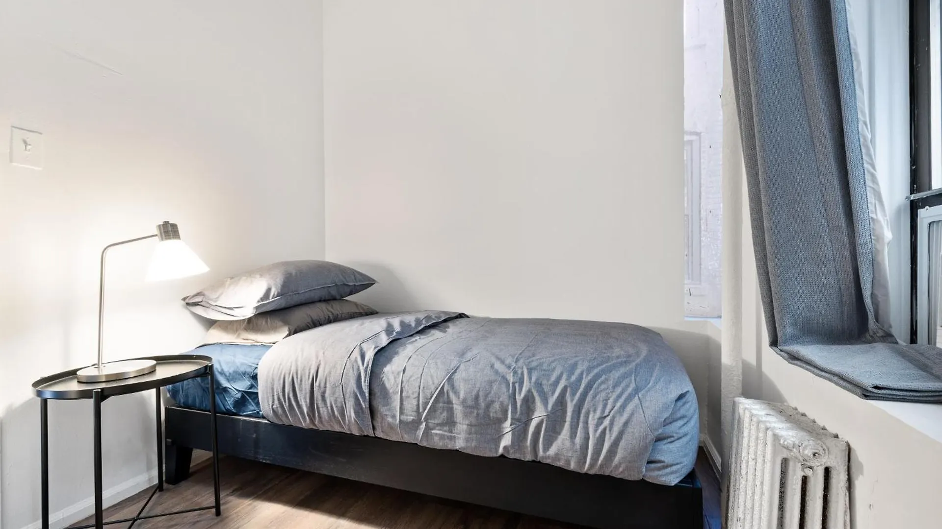 Centrally Located Manhattan Apartments ,Times Square/Hell'S Kitchen Нью-Йорк 0*,  США